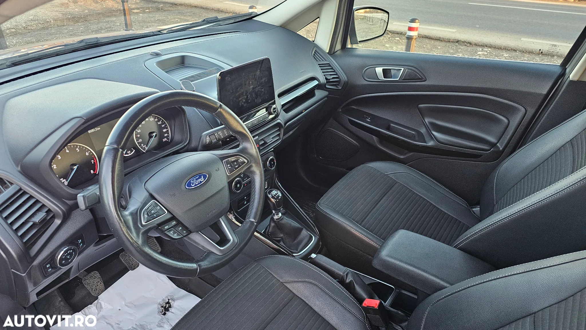Ford EcoSport - 17