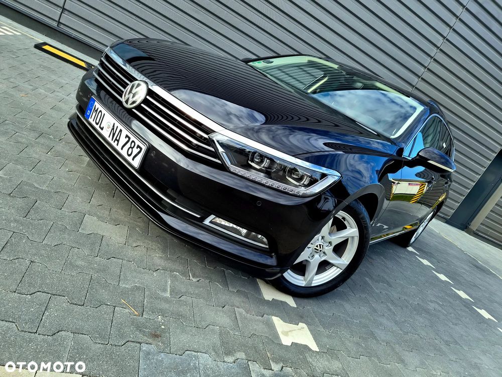 Volkswagen Passat Variant 2.0 TDI (BlueMotion Technology) Trendline - 17