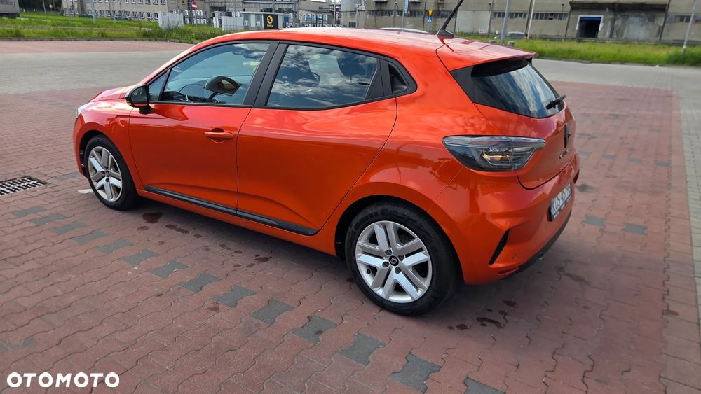 Renault Clio - 9