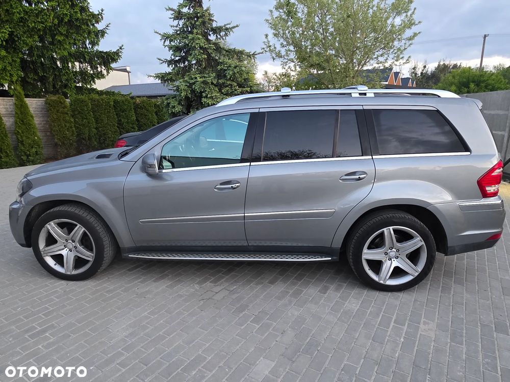 Mercedes-Benz GL 450 4Matic 7G-TRONIC - 2