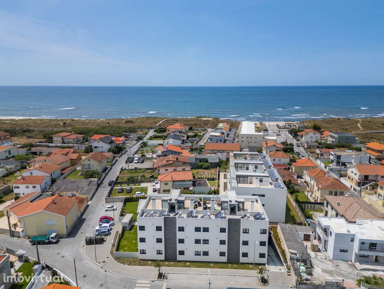 Apartamento T2 em condomínio fechado com piscina e vista mar - Grande imagem: 2/38