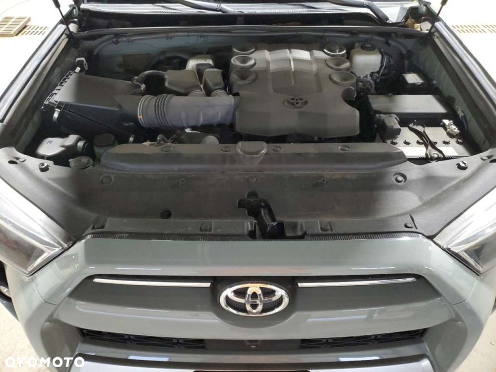 Toyota 4-Runner - 13