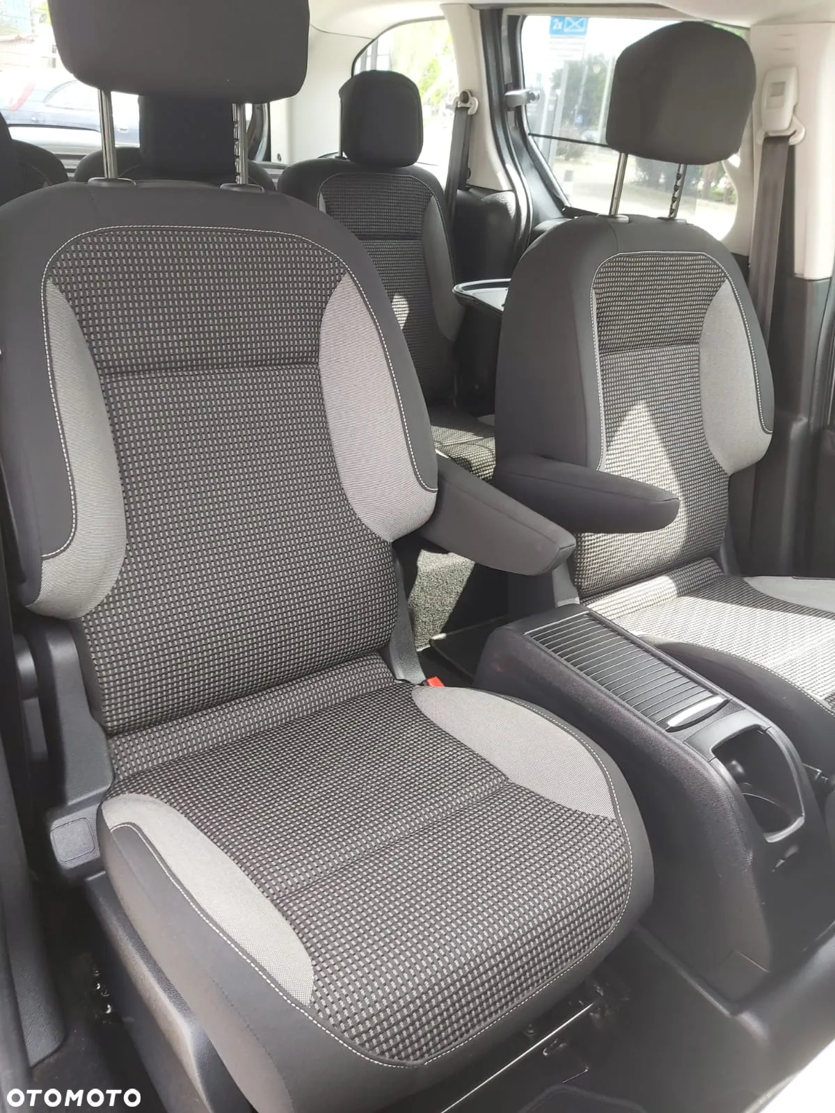 Peugeot Partner Tepee BlueHDi 100 Stop&Start Allure - 17