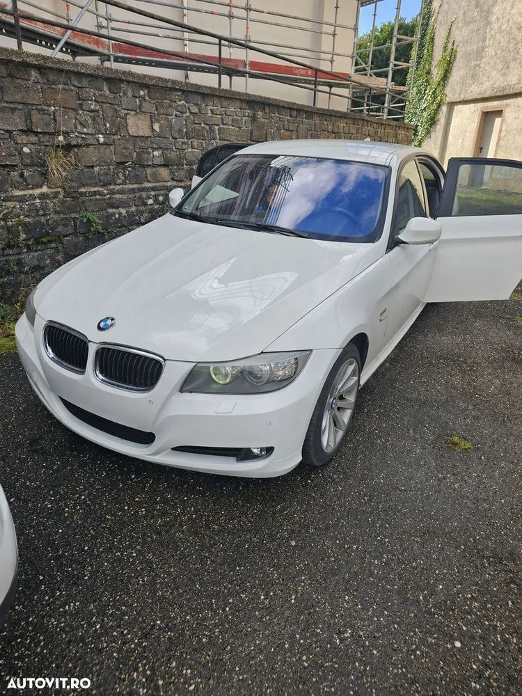 BMW Seria 3 320d xDrive - 1