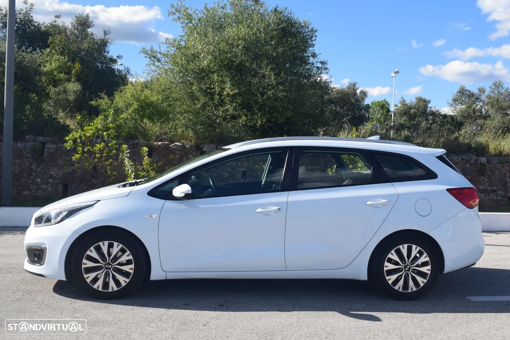 Kia Ceed SW 1.4 CRDi Nav Line - 4