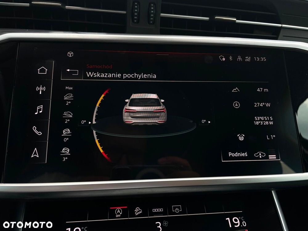 Audi A6 Allroad - 30