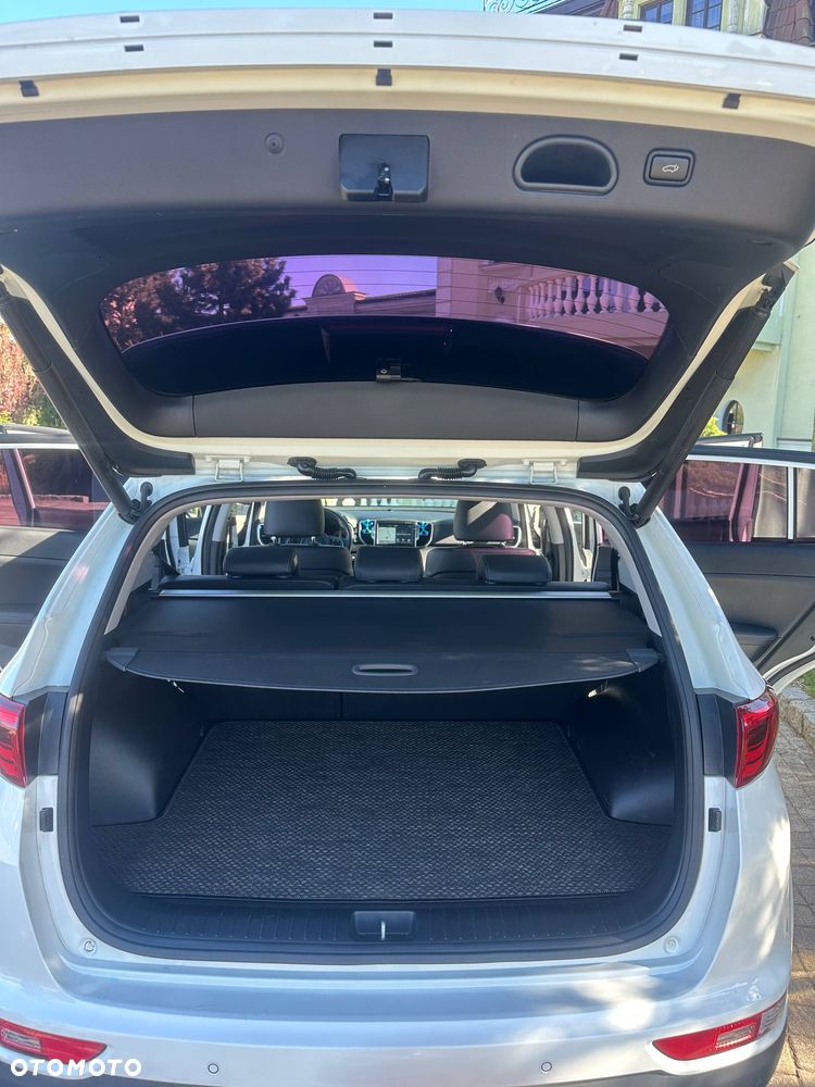 Kia Sportage 2,0 CRDI AWD GT Line - 12