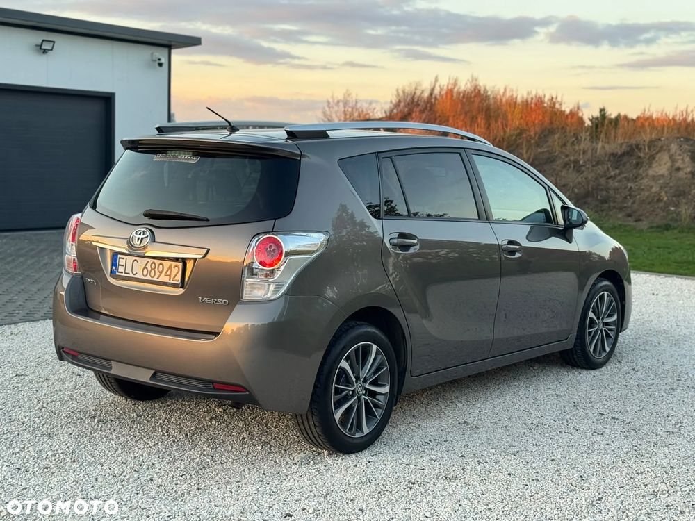 Toyota Verso 1.8 Prestige 7os EU6 - 7