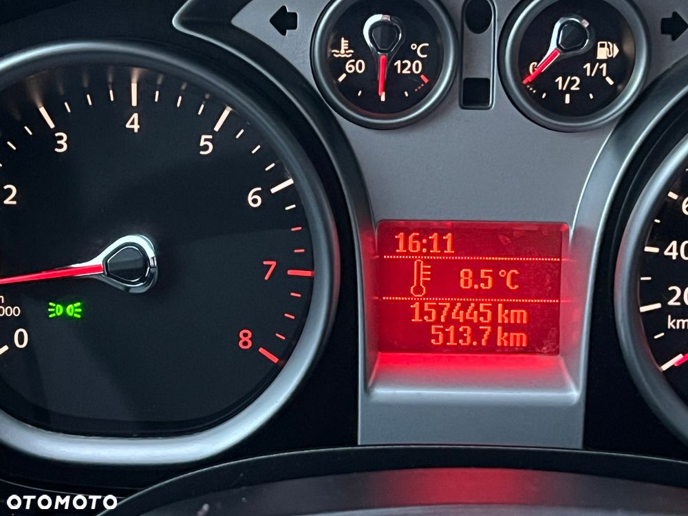 Ford Focus 1.6 16V Trend - 10