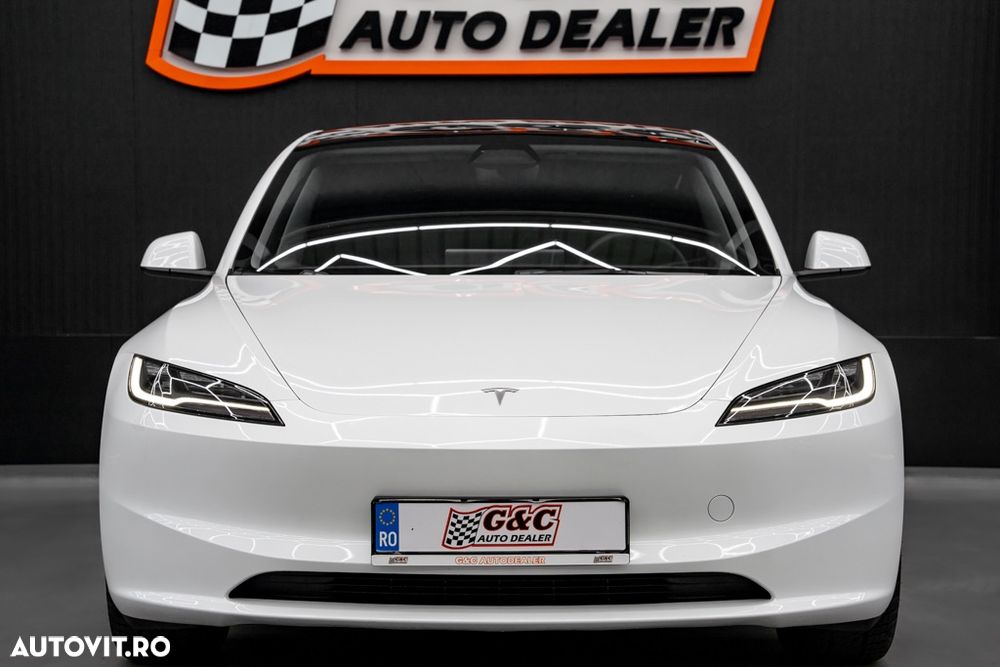 Tesla Model 3 - 25