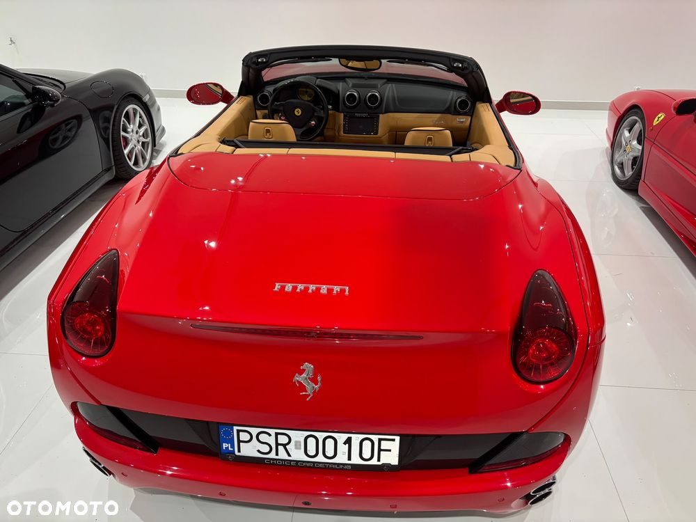 Ferrari California - 5