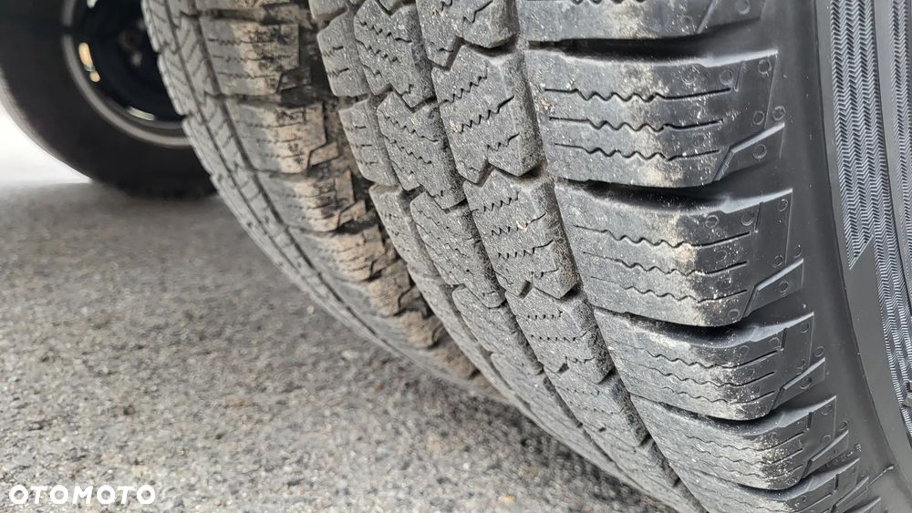 Iveco Daily 50c15 / 35c15 / długa skrzynia 6,12 m / skrzynia 12 euro palet - 17