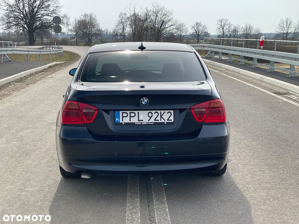 BMW Seria 3 320d DPF Edition Fleet Exclusive - 4