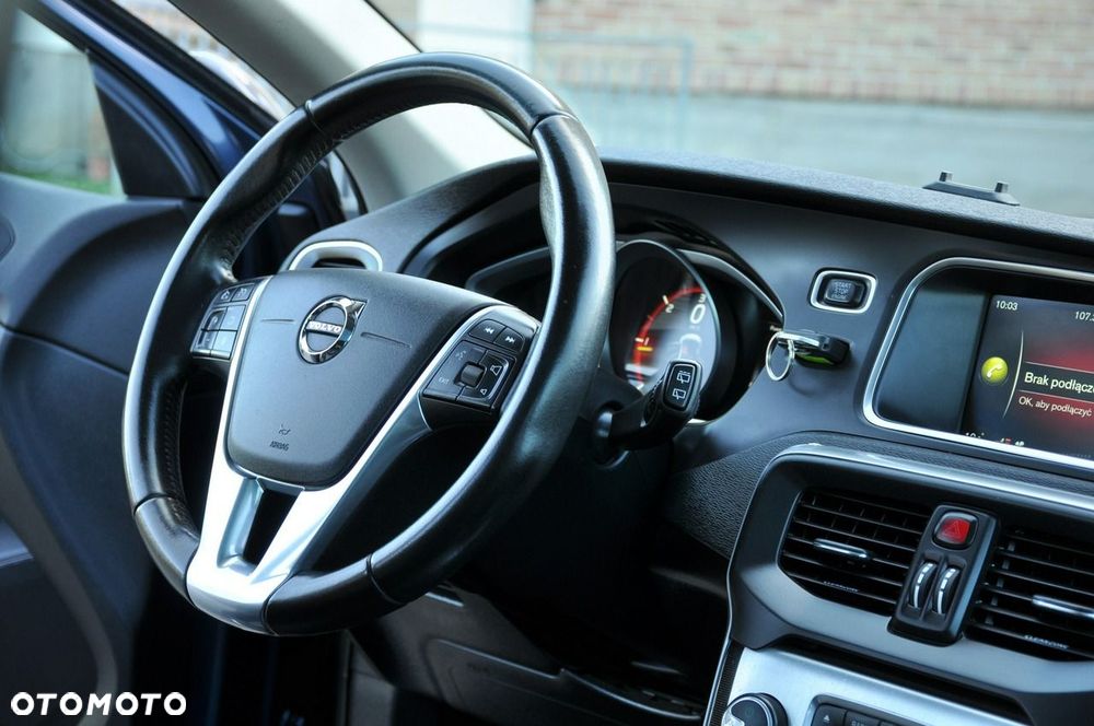 Volvo V40 D2 Ocean Race - 33