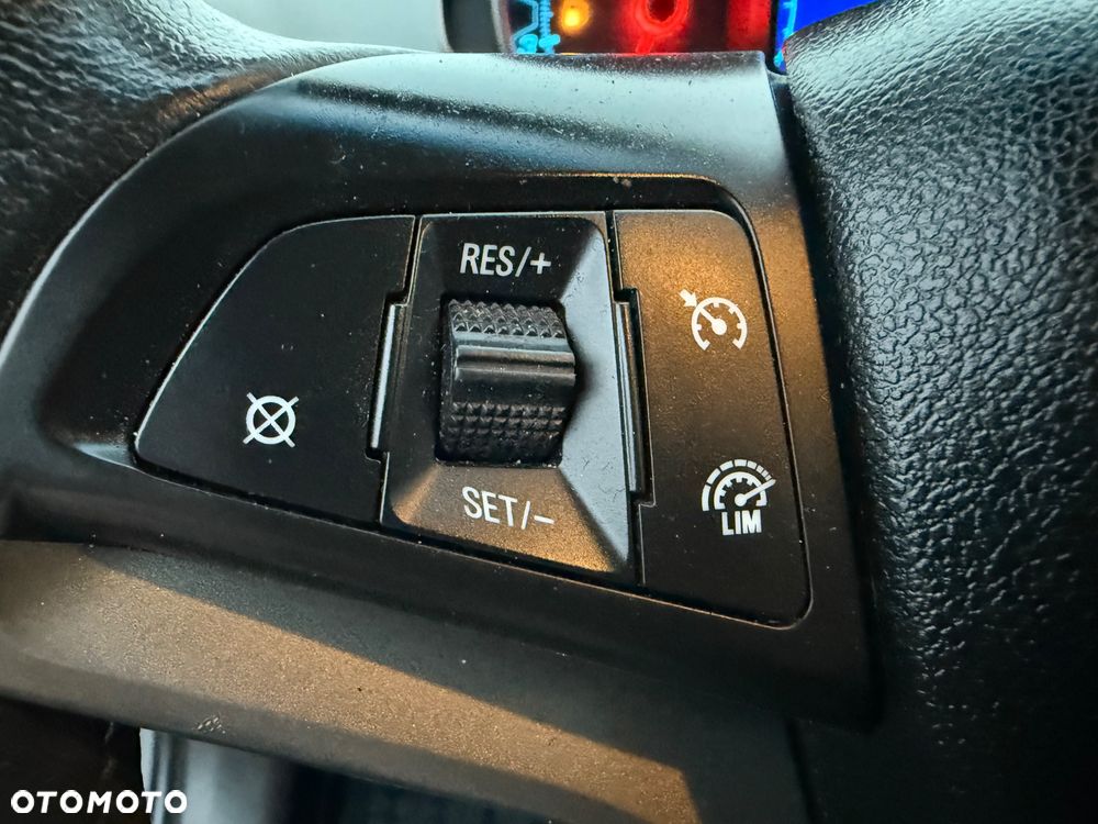 Chevrolet Aveo 1.6 LTZ S/S - 12