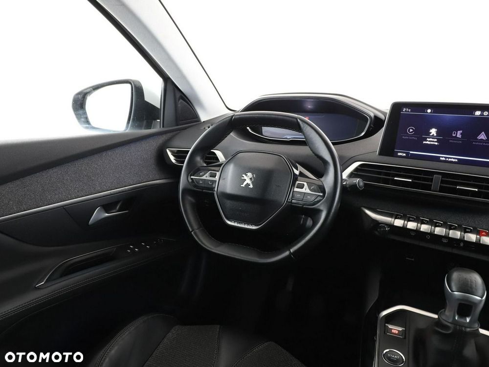 Peugeot 3008 1.2 PureTech Allure - 17