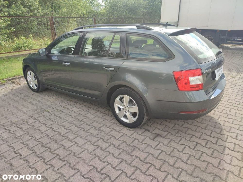 Skoda Octavia - 10
