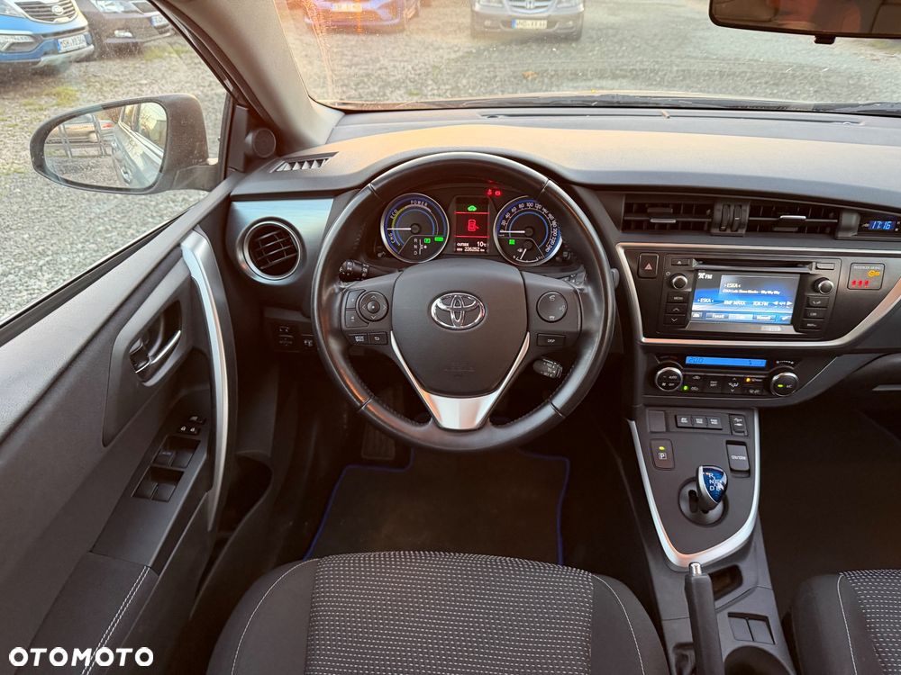 Toyota Auris 1.8 HSD Luna - 35