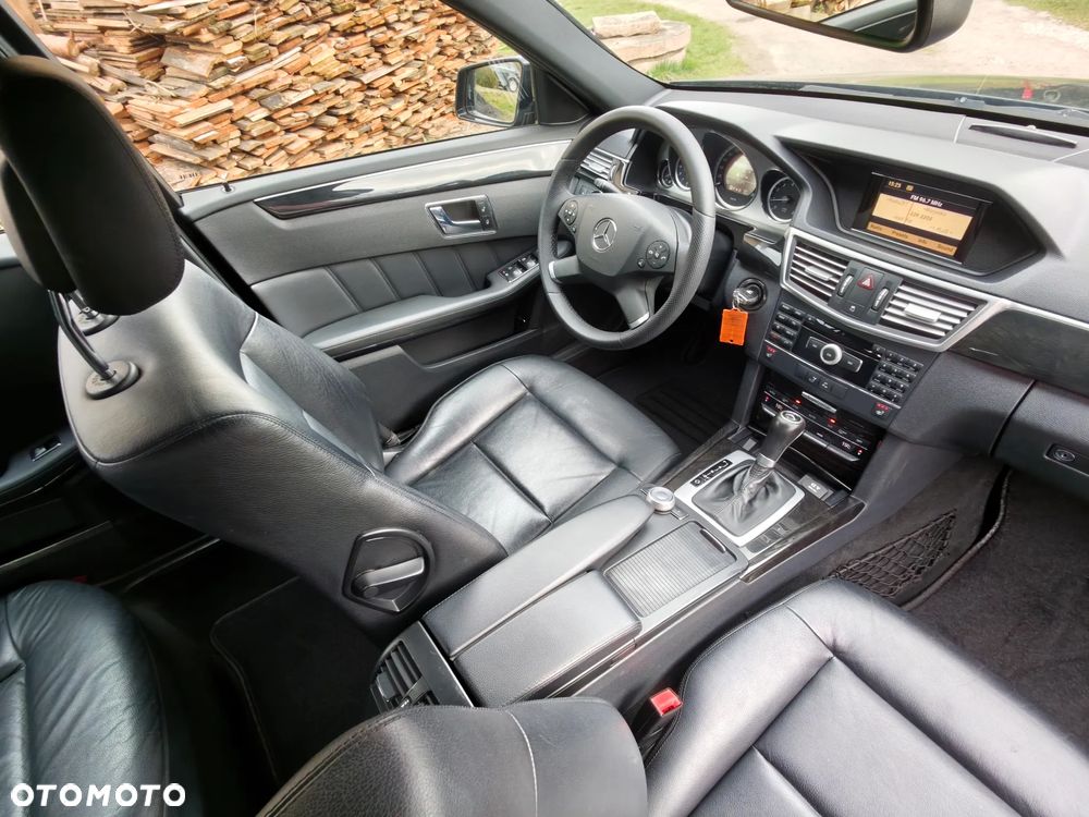 Mercedes-Benz Klasa E - 7