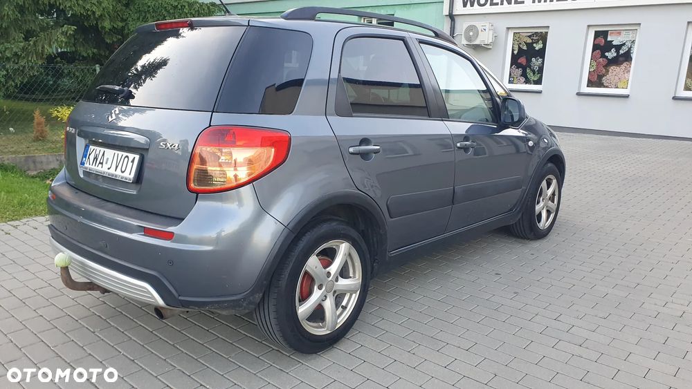 Suzuki SX4 1.6 VVT 4x2 Comfort - 4
