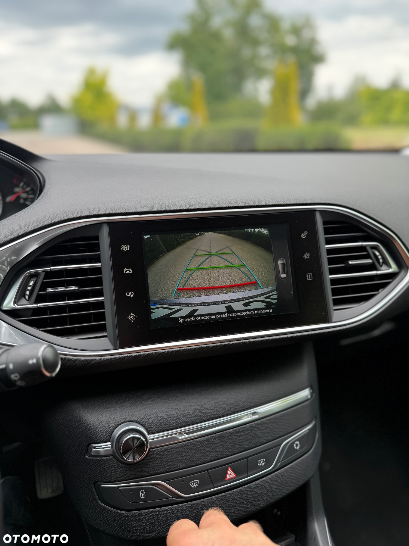 Peugeot 308 - 24