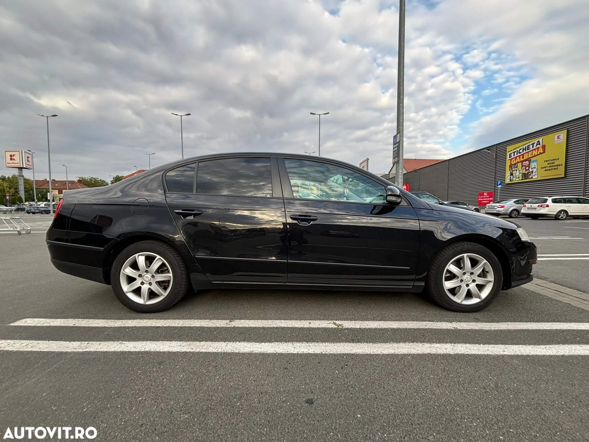 Volkswagen Passat 1.6TDI BlueMotion Tehnology Trendline - 2