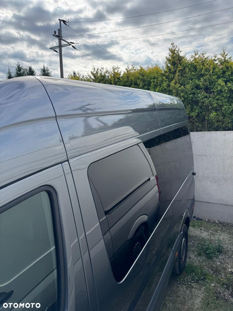 Mercedes-Benz Sprinter - 35