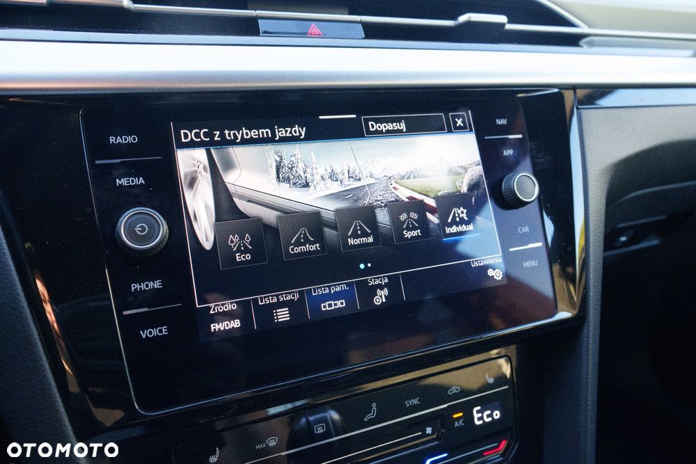 Volkswagen Arteon Shooting Brake 1.4 eHybrid OPF DSG R-Line - 22