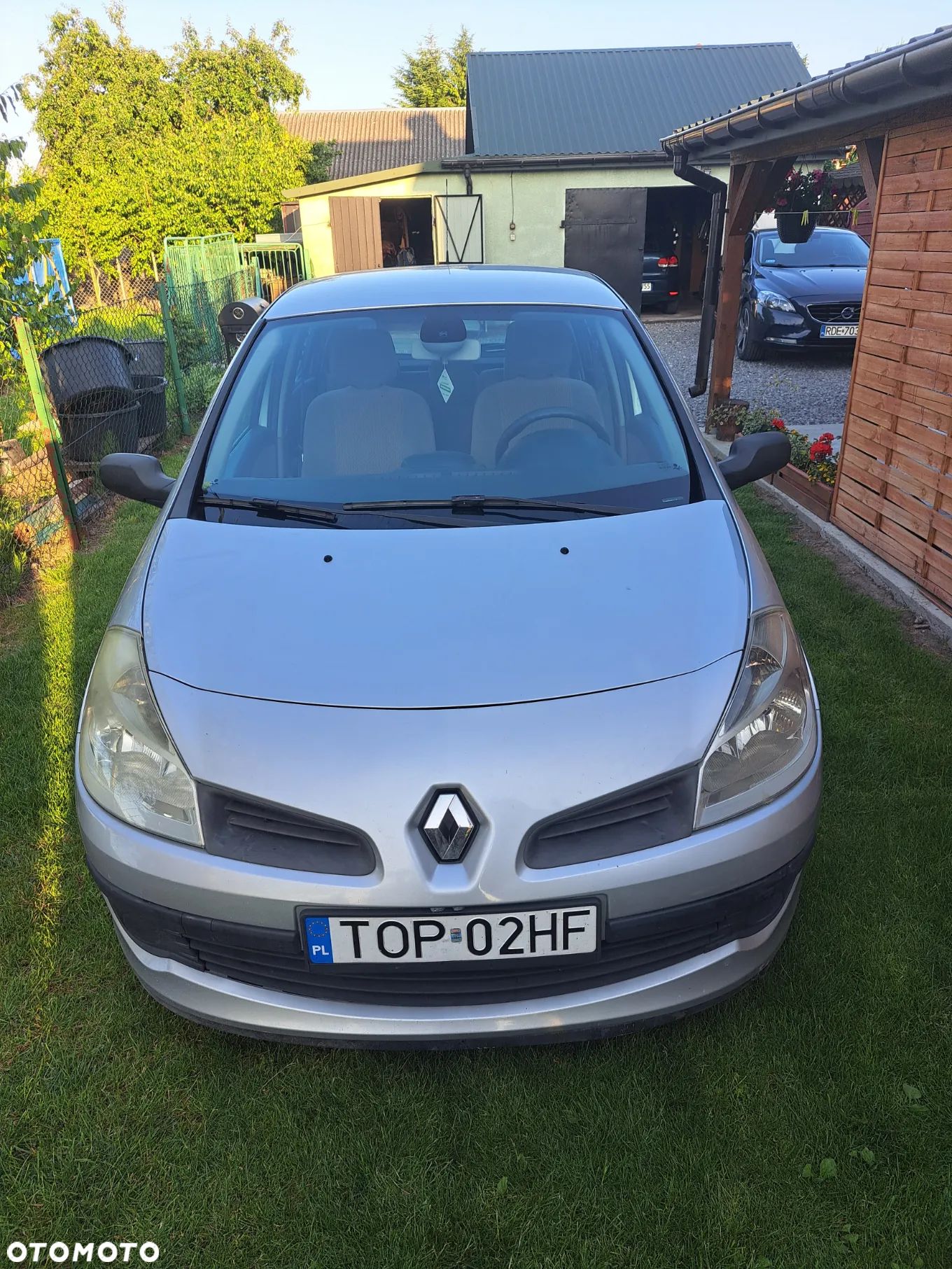 Renault Clio - 1