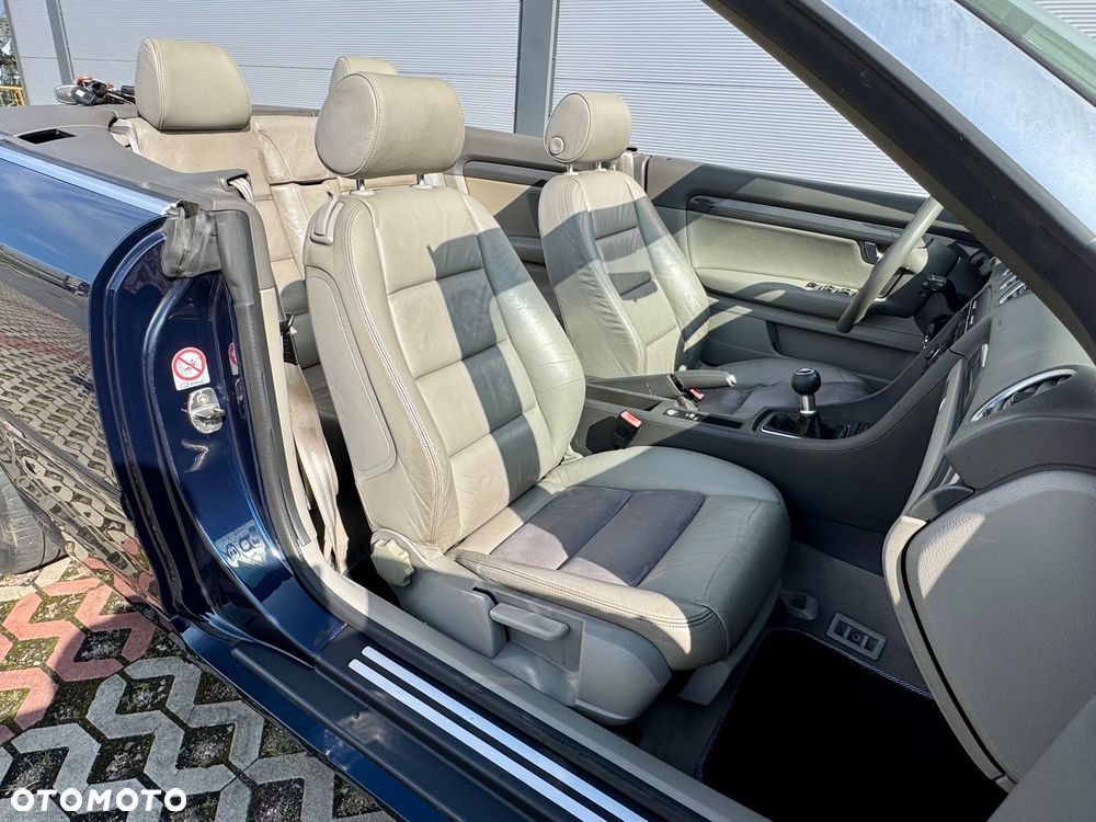 Audi A4 Cabrio 1.8 T - 14