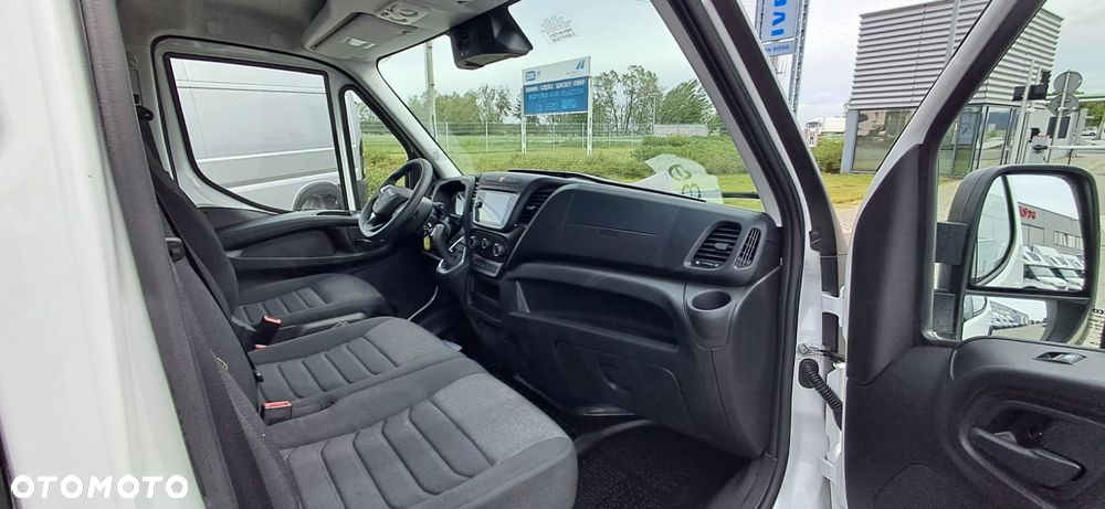 Iveco 35S16BA8 V - 28