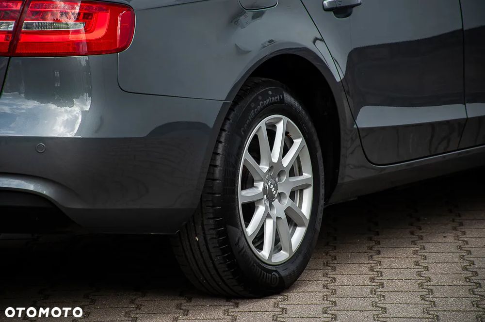 Audi A4 Avant 2.0 TDI DPF Ambition - 31