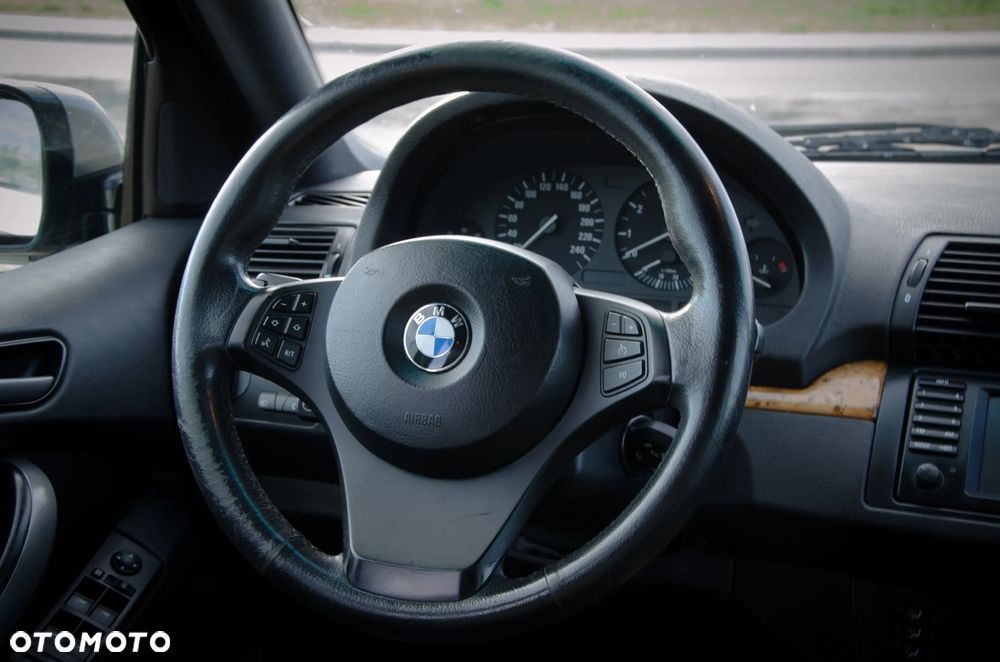 BMW X5 - 12