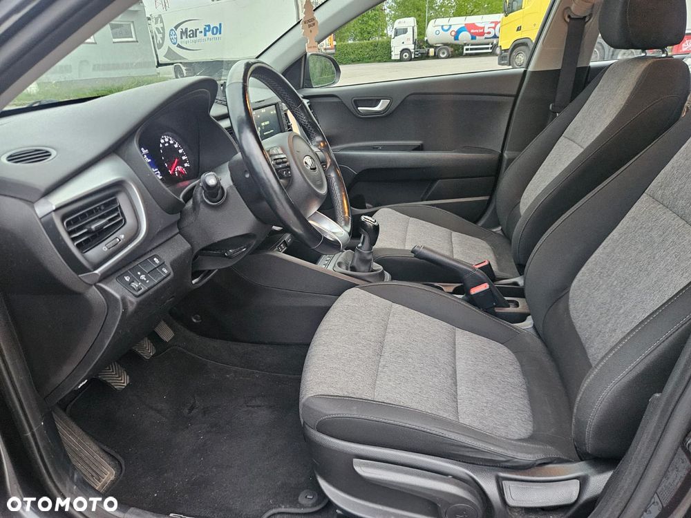 Kia Stonic - 9