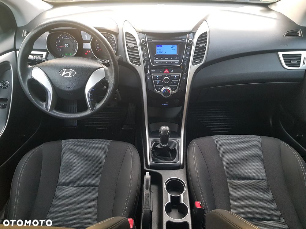 Hyundai i30 blue 1.4 Classic - 25