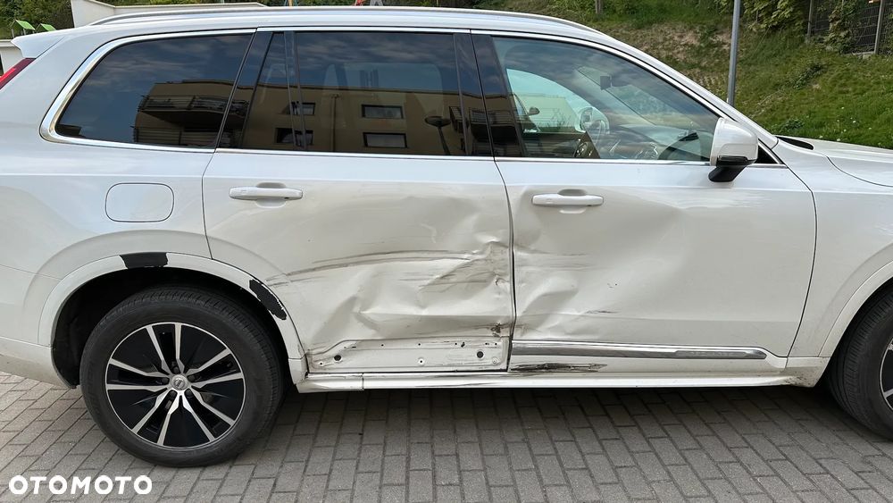 Volvo XC 90 T8 AWD Recharge Geartronic Inscription Edition - 9