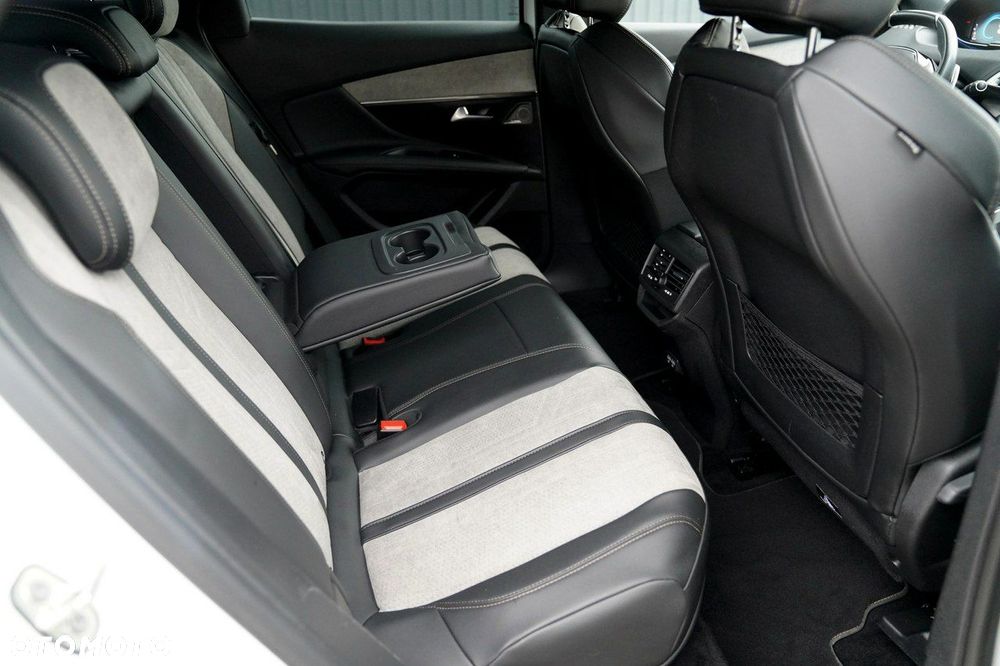 Peugeot 3008 - 26