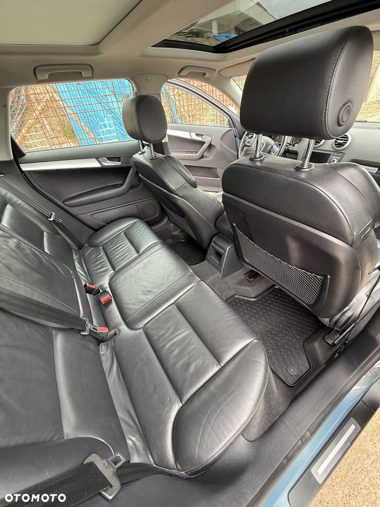 Audi A3 Sportback 2.0 TDI DPF Ambiente - 11