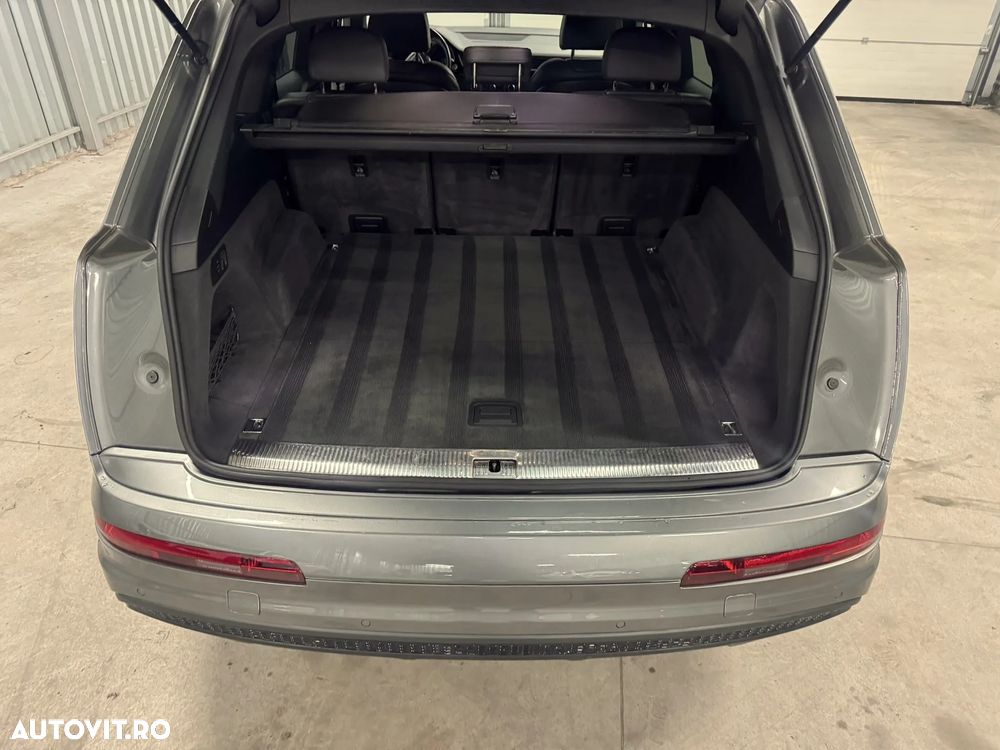 Audi Q7 - 30