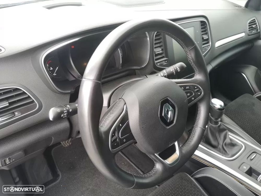 Renault Mégane - 16