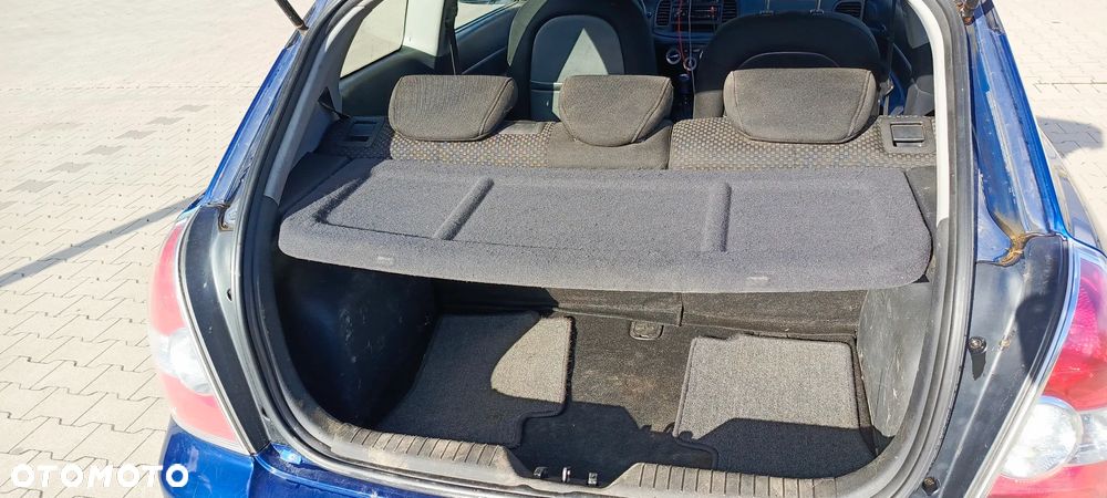 Hyundai Accent 1.4 Comfort - 7
