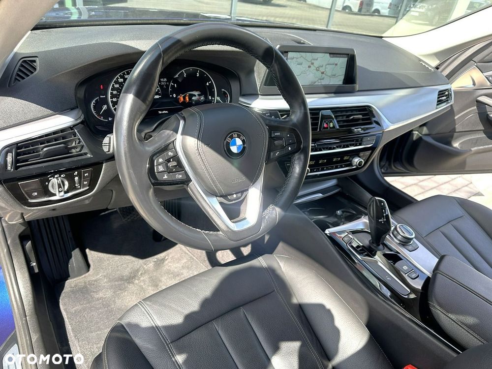 BMW Seria 5 520d - 10