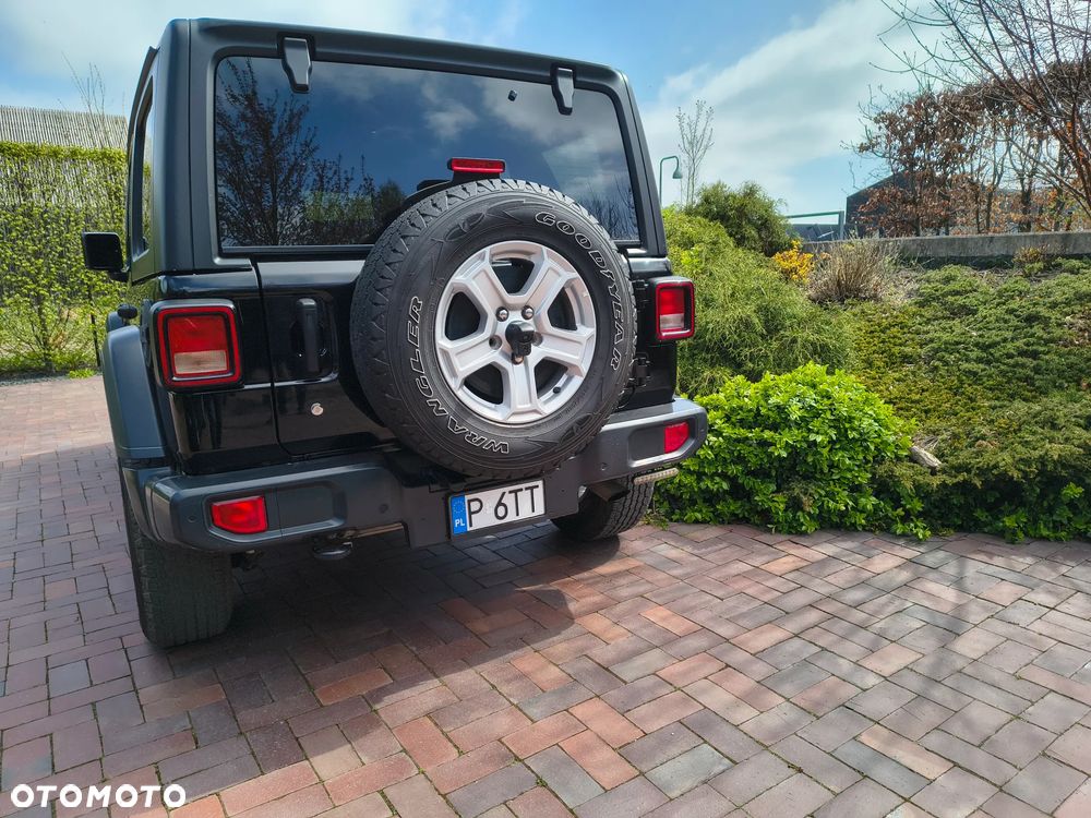 Jeep Wrangler - 18