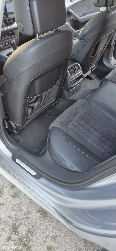 Audi A6 Avant 2.0 TDI Ultra S tronic - 13