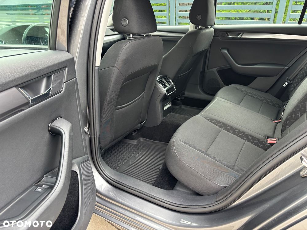 Skoda Superb - 38