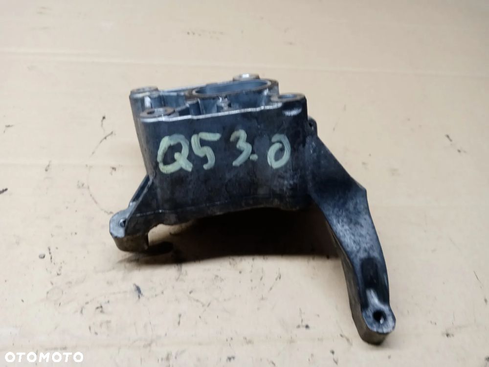 Łapa mocowanie podpora turbiny Audi Q5 3.0 TDI CTB 059145169BL - 3