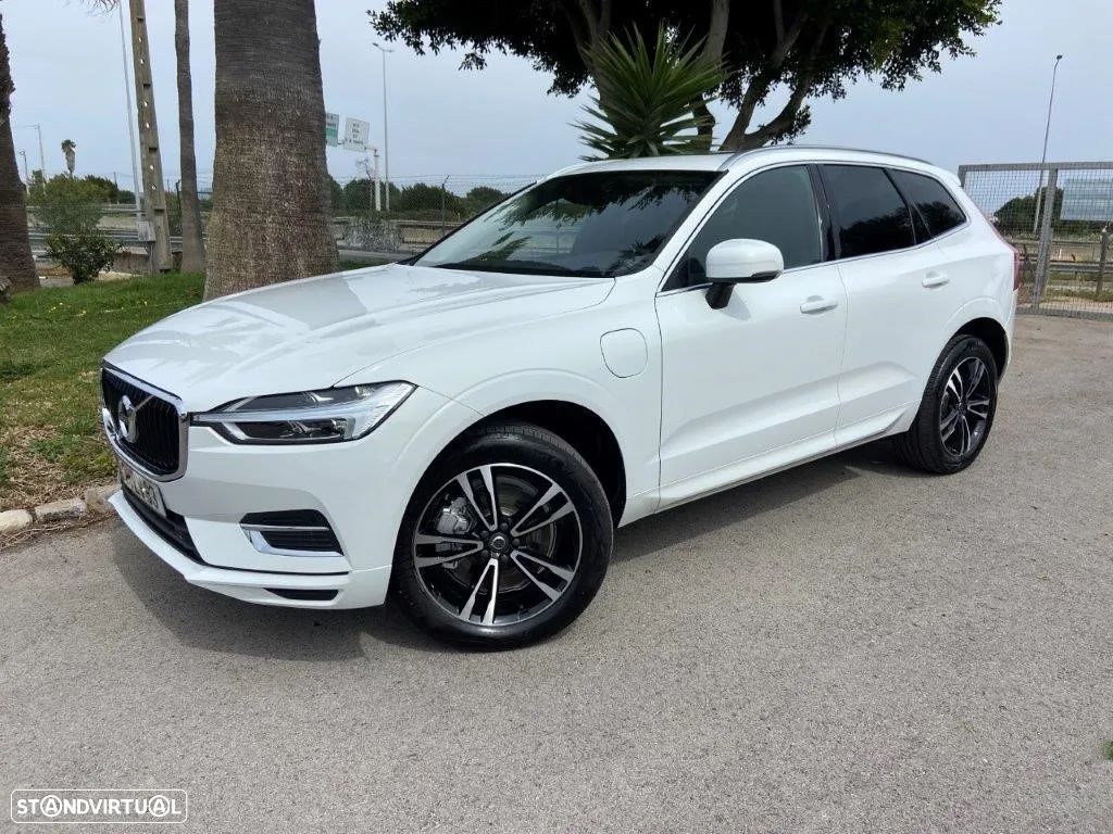 Volvo XC 60 2.0 T8 PHEV Momentum Plus AWD - 1