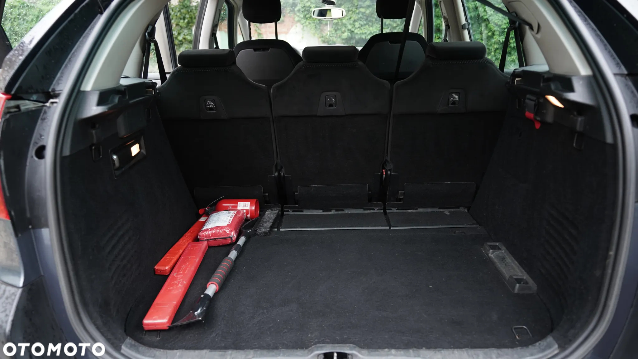 Citroën C4 Picasso 1.6 HDi FAP ESG6 Confort - 11