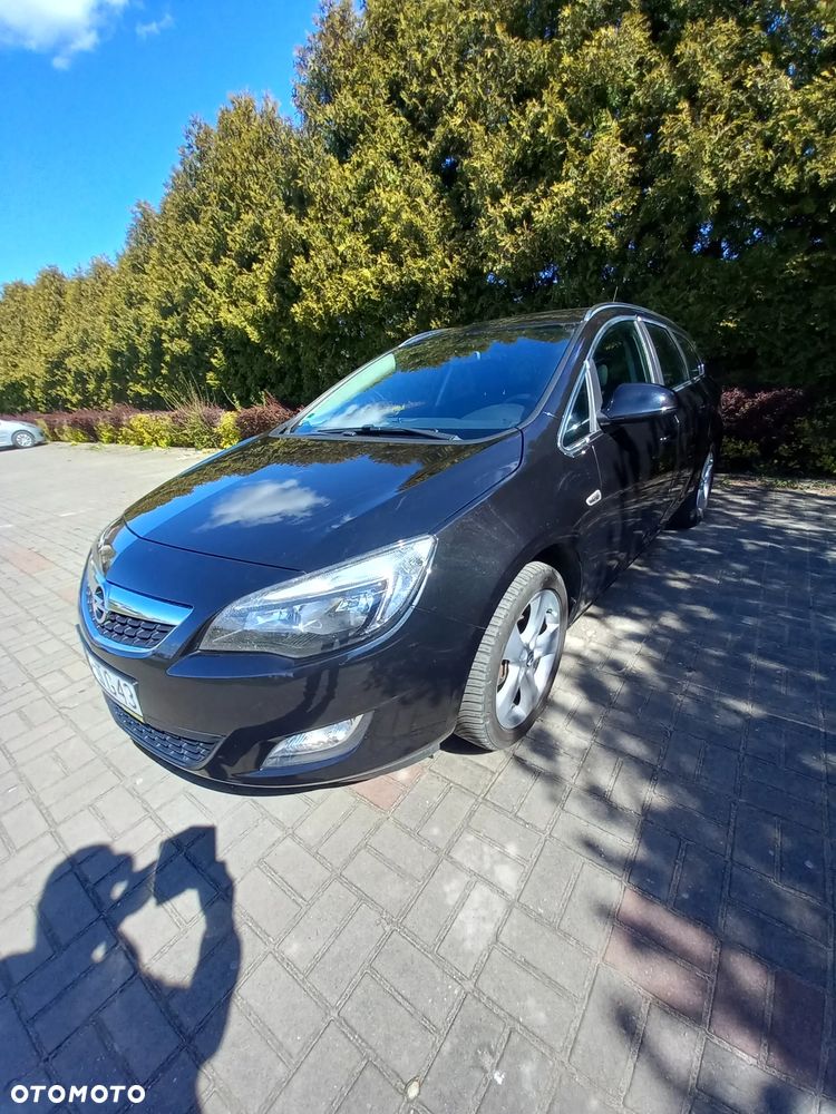 Opel Astra 1.4 Sport - 1