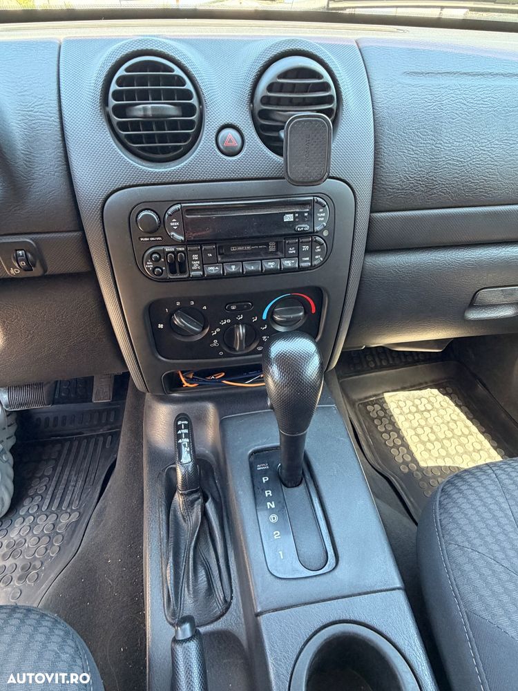 Jeep Cherokee 2.8 CRD Extreme Sport - 3